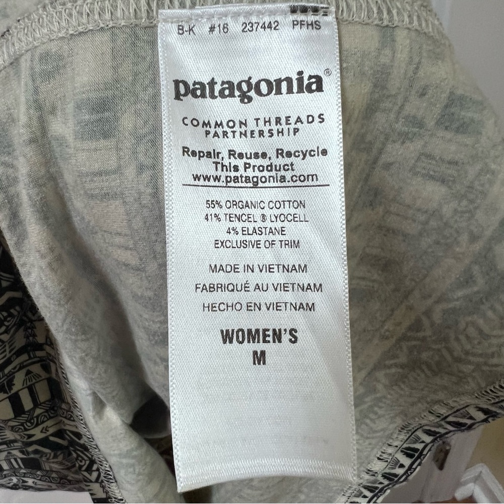 Patagonia West Ashley Dress Athleisure Tribal Print Outdoors Hiking Size Medium - Picture 6 of 8